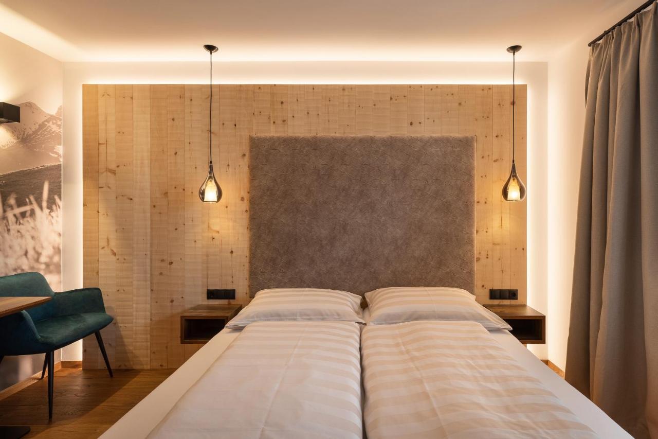 Hotel Garni Landhaus Platzer เซลล์ อัม ซิลลา ภายนอก รูปภาพ