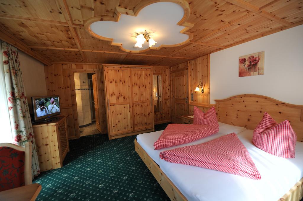 Hotel Garni Landhaus Platzer เซลล์ อัม ซิลลา ภายนอก รูปภาพ