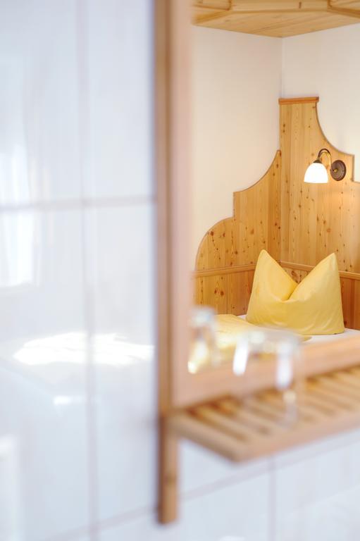 Hotel Garni Landhaus Platzer เซลล์ อัม ซิลลา ภายนอก รูปภาพ