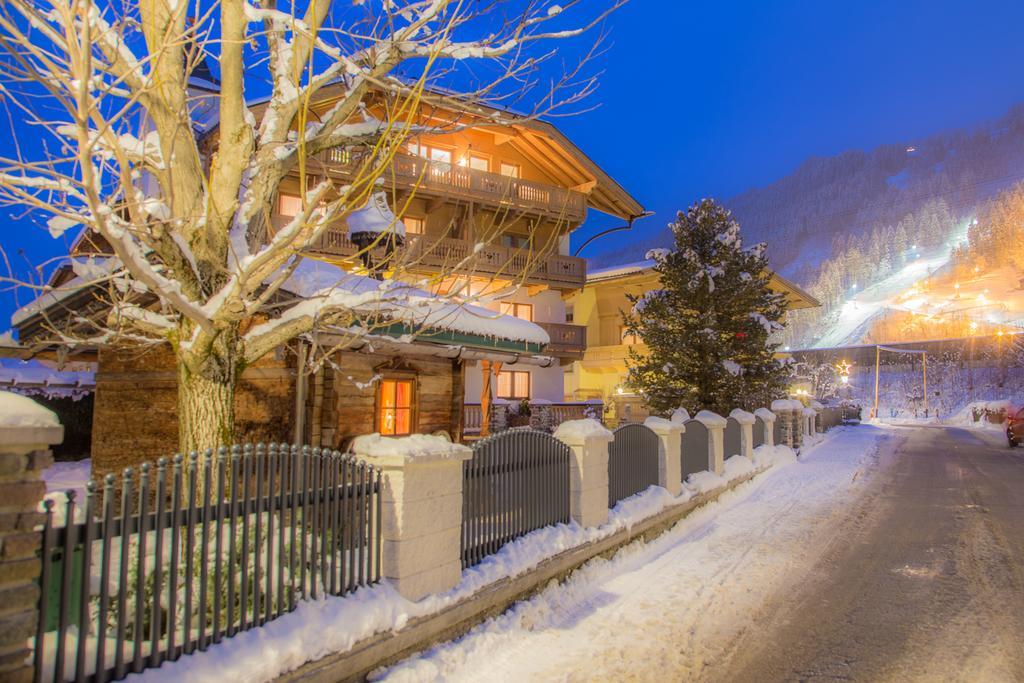 Hotel Garni Landhaus Platzer เซลล์ อัม ซิลลา ภายนอก รูปภาพ